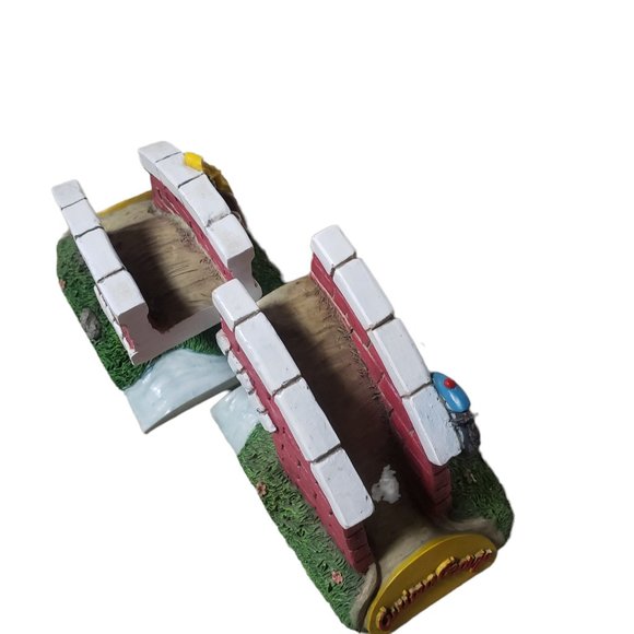 Curious George Book Ends - 1997 Vandor "Bicycle & Bridge" from Collection as is - Picture 5 of 8